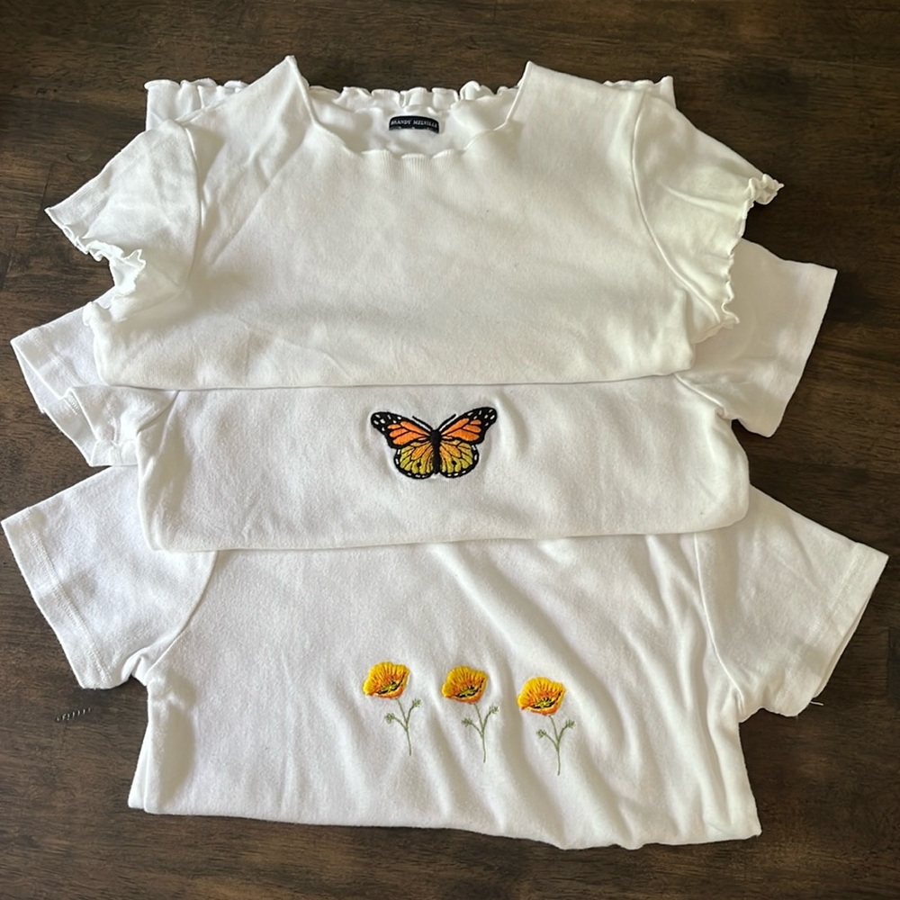 3 brandy melville T-shirts